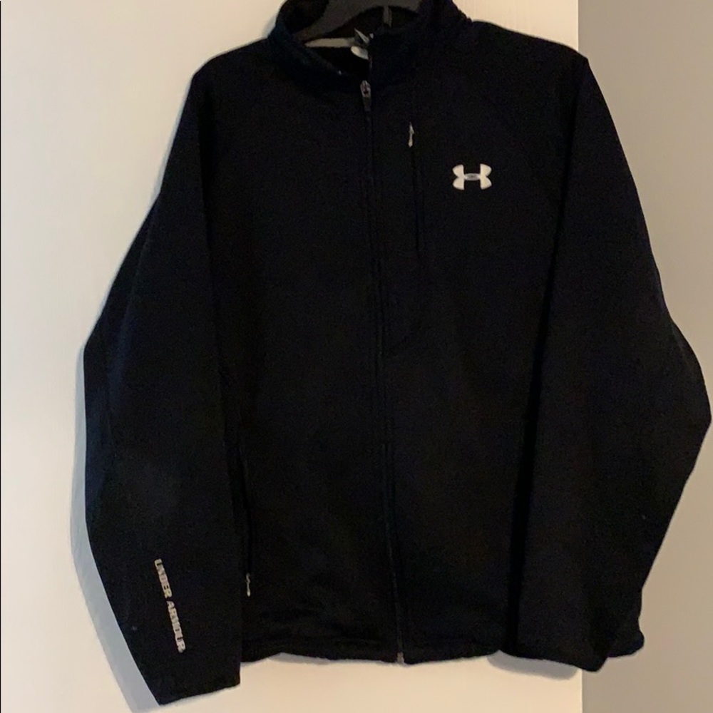Men’s under armor jacket medium